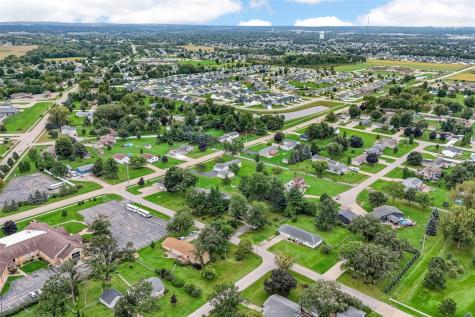 695 Eastview Drive Robins IA 52328