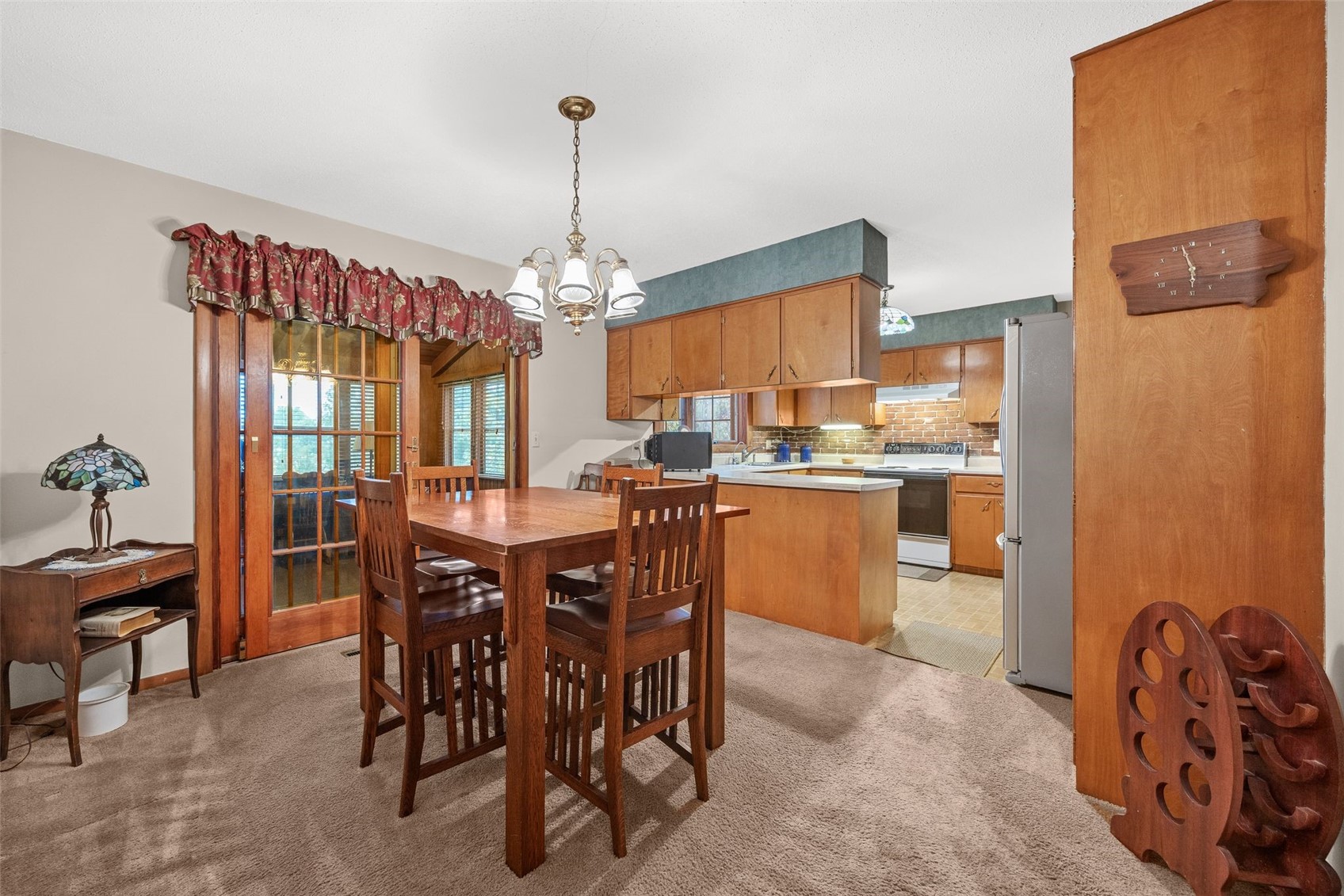 695 Eastview Drive Robins IA 52328