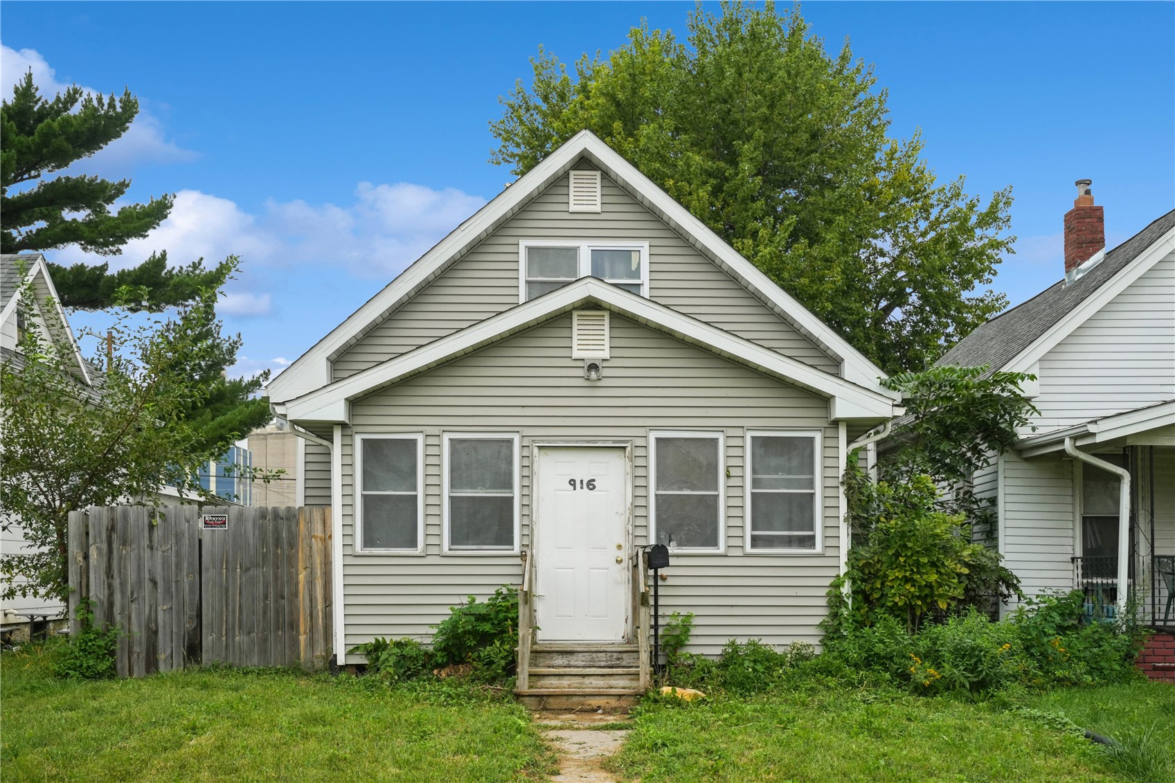 916 9th Street SW Cedar Rapids IA 52404