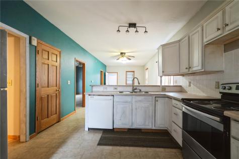 916 9th Street SW Cedar Rapids IA 52404
