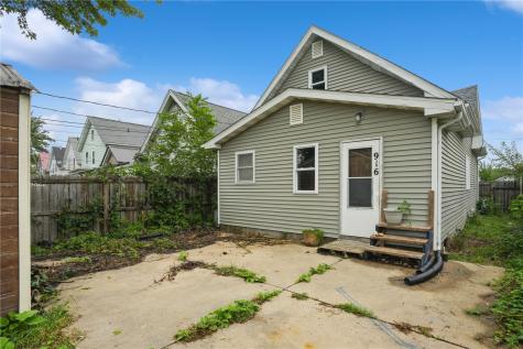 916 9th Street SW Cedar Rapids IA 52404