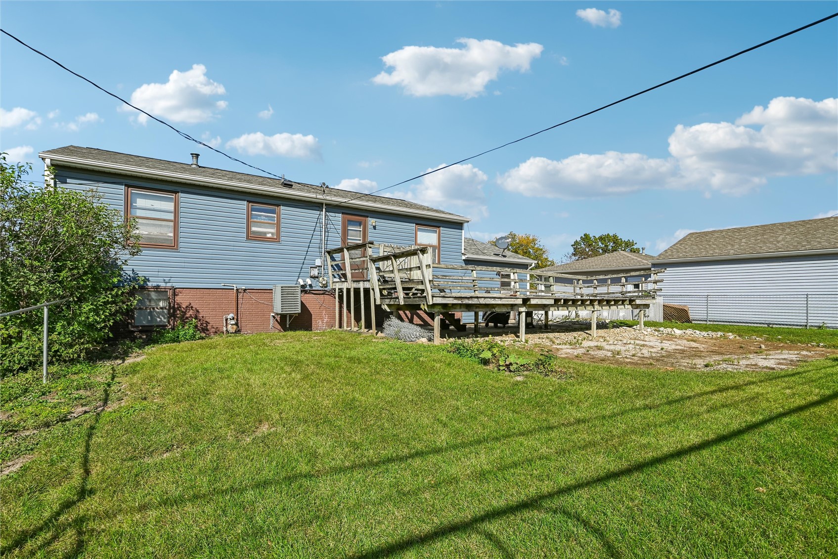 5937 Sharon Lane NW Cedar Rapids IA 52405