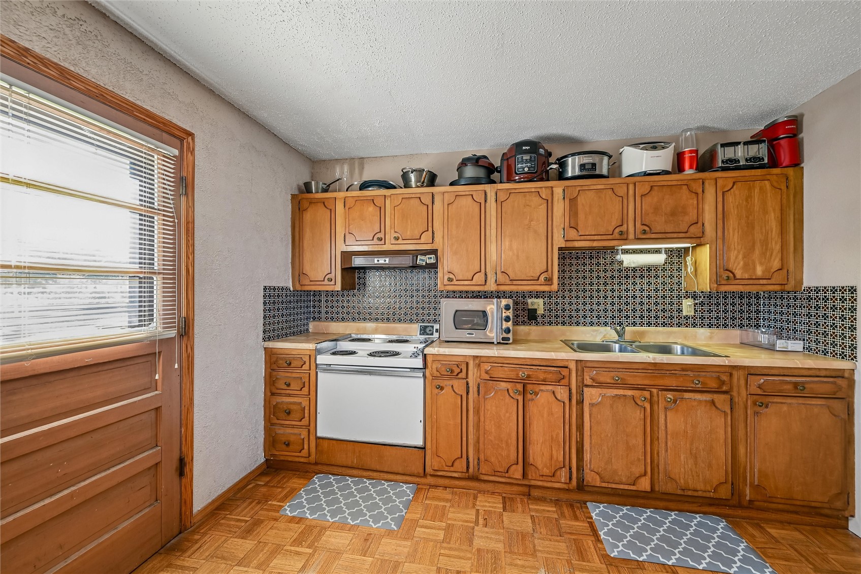 5937 Sharon Lane NW Cedar Rapids IA 52405