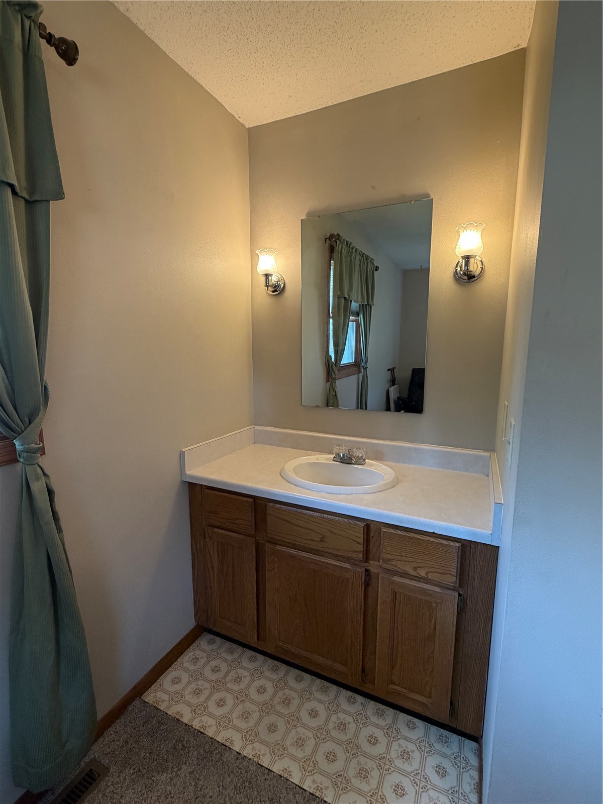 2722 29th Street SW Cedar Rapids IA 52404