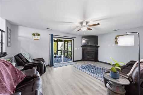 512 Jackson Street Tiffin IA 52340