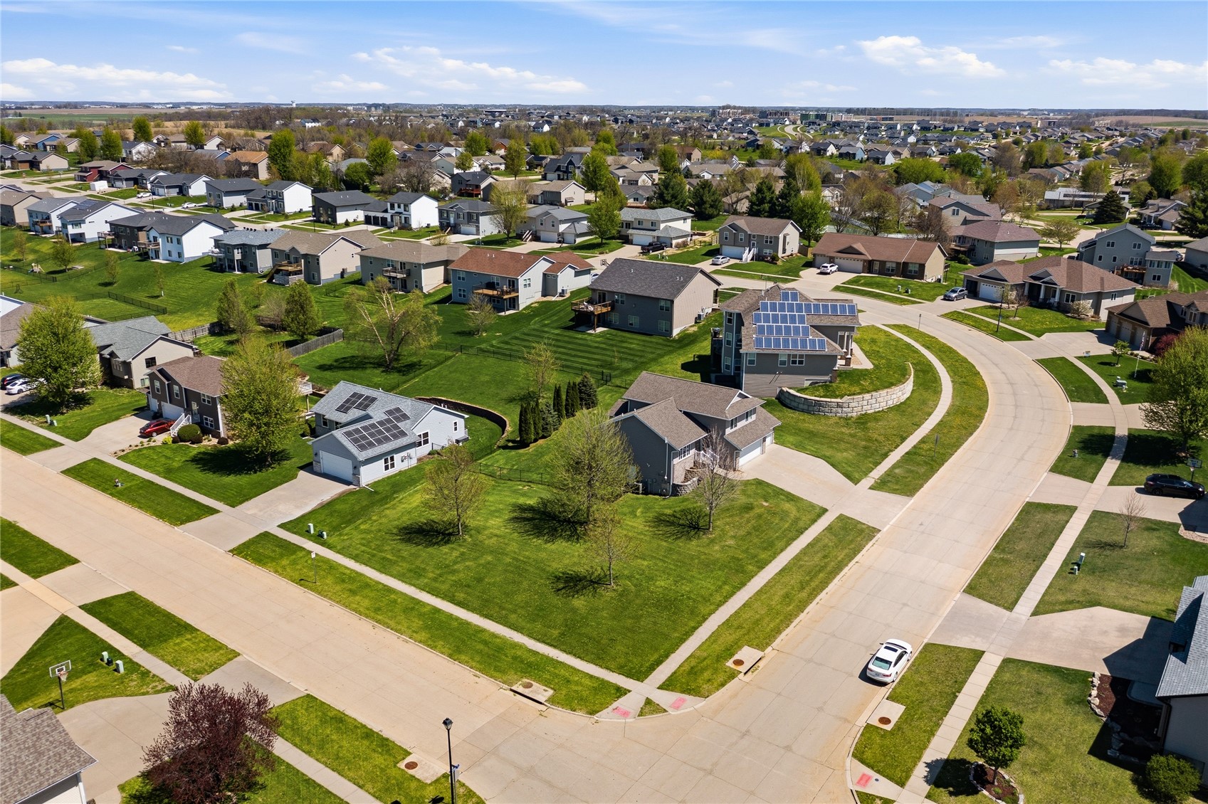 512 Jackson Street Tiffin IA 52340