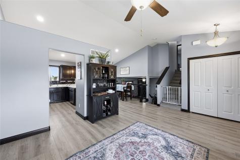 512 Jackson Street Tiffin IA 52340