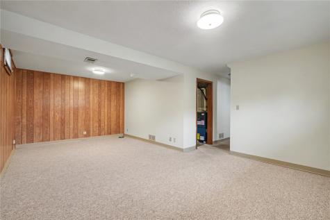 3412 Sheridan Drive SE Cedar Rapids IA 52403