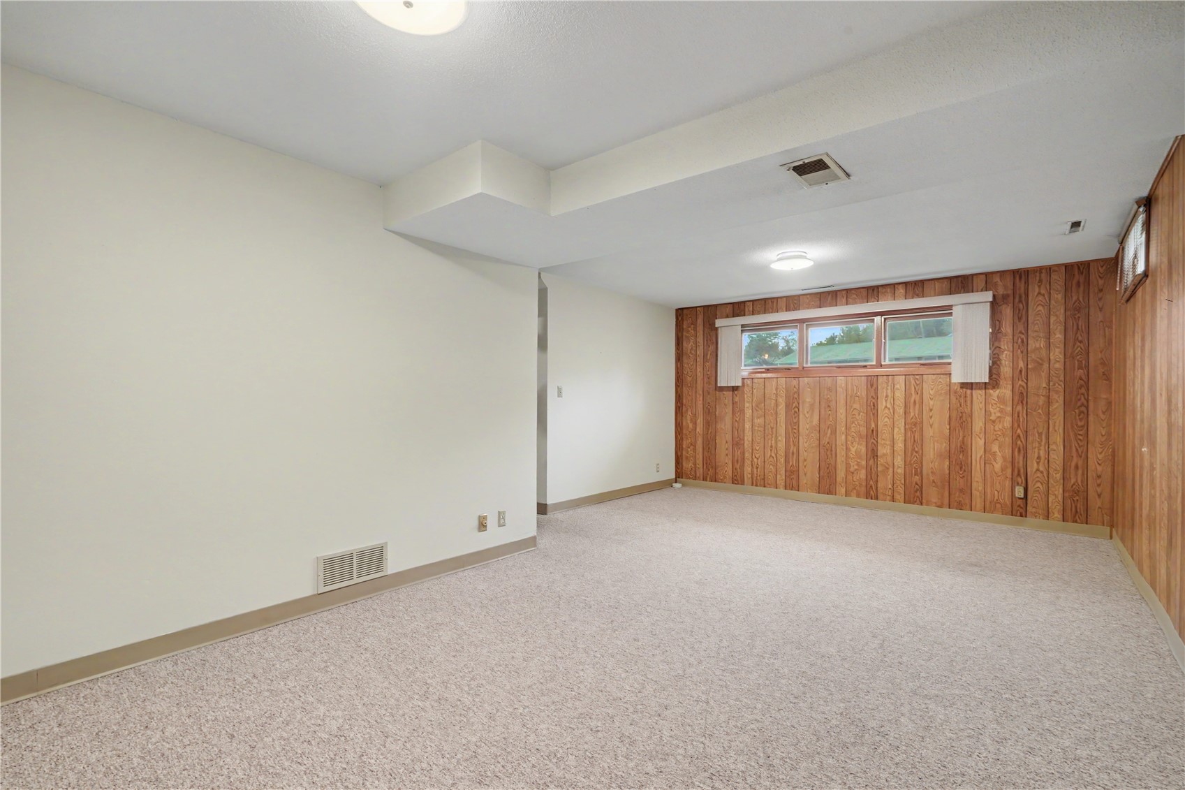 3412 Sheridan Drive SE Cedar Rapids IA 52403