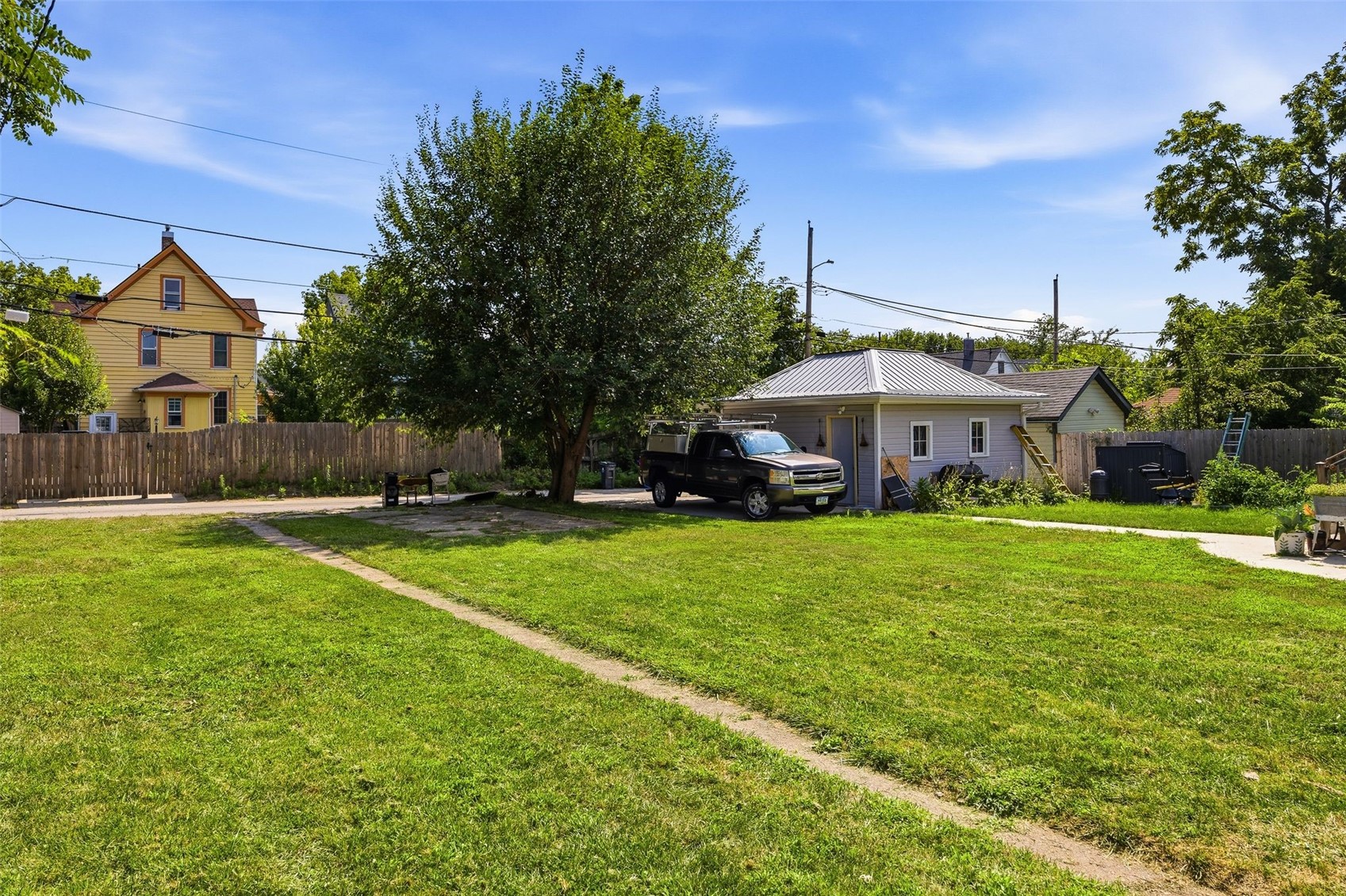 1531 Bever Avenue SE Cedar Rapids IA 52403
