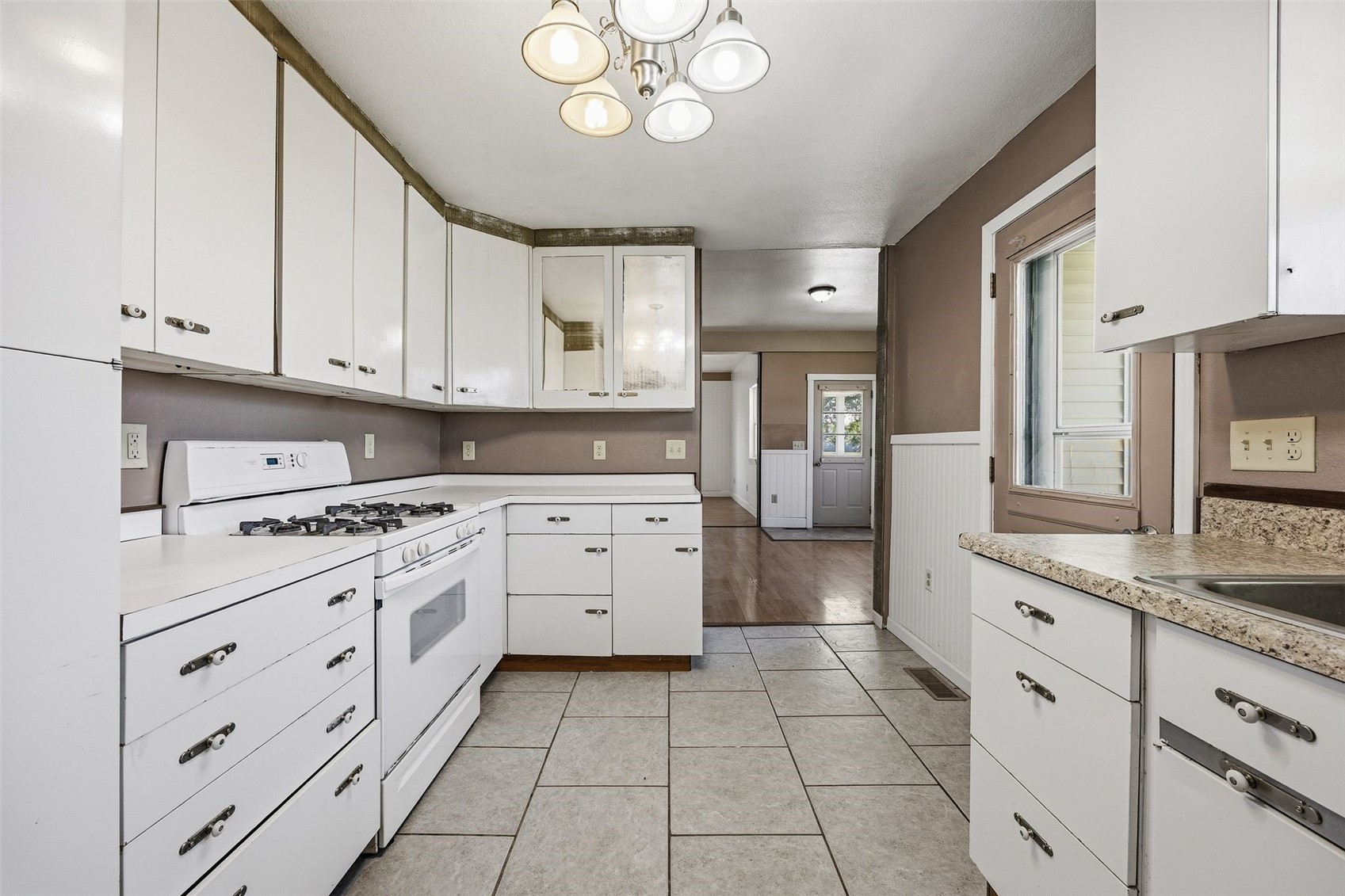 302 W 5th Street Tipton IA 52772