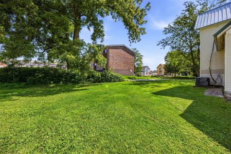 302 W 5th Street Tipton IA 52772