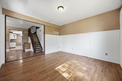 302 W 5th Street Tipton IA 52772