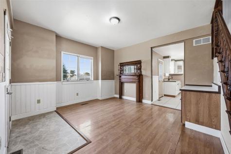 302 W 5th Street Tipton IA 52772