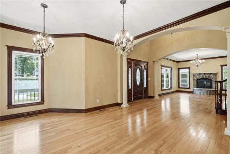 838 Augusta Court SE Cedar Rapids IA 52302