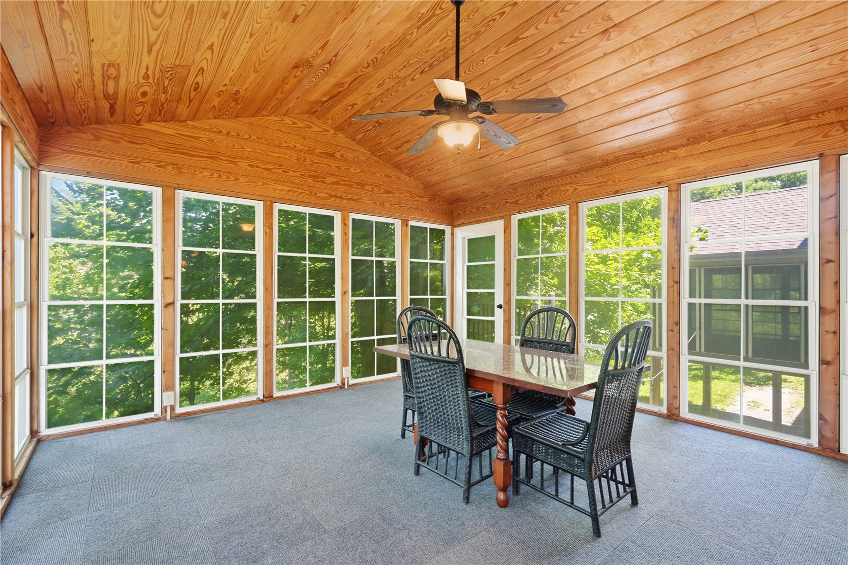 838 Augusta Court SE Cedar Rapids IA 52302
