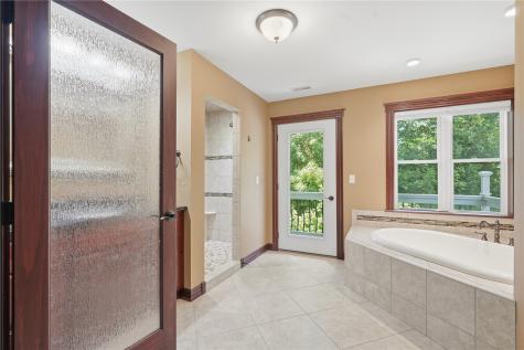 838 Augusta Court SE Cedar Rapids IA 52302