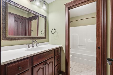 838 Augusta Court SE Cedar Rapids IA 52302
