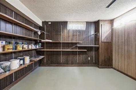 906 Talwrn Iowa City IA 52246