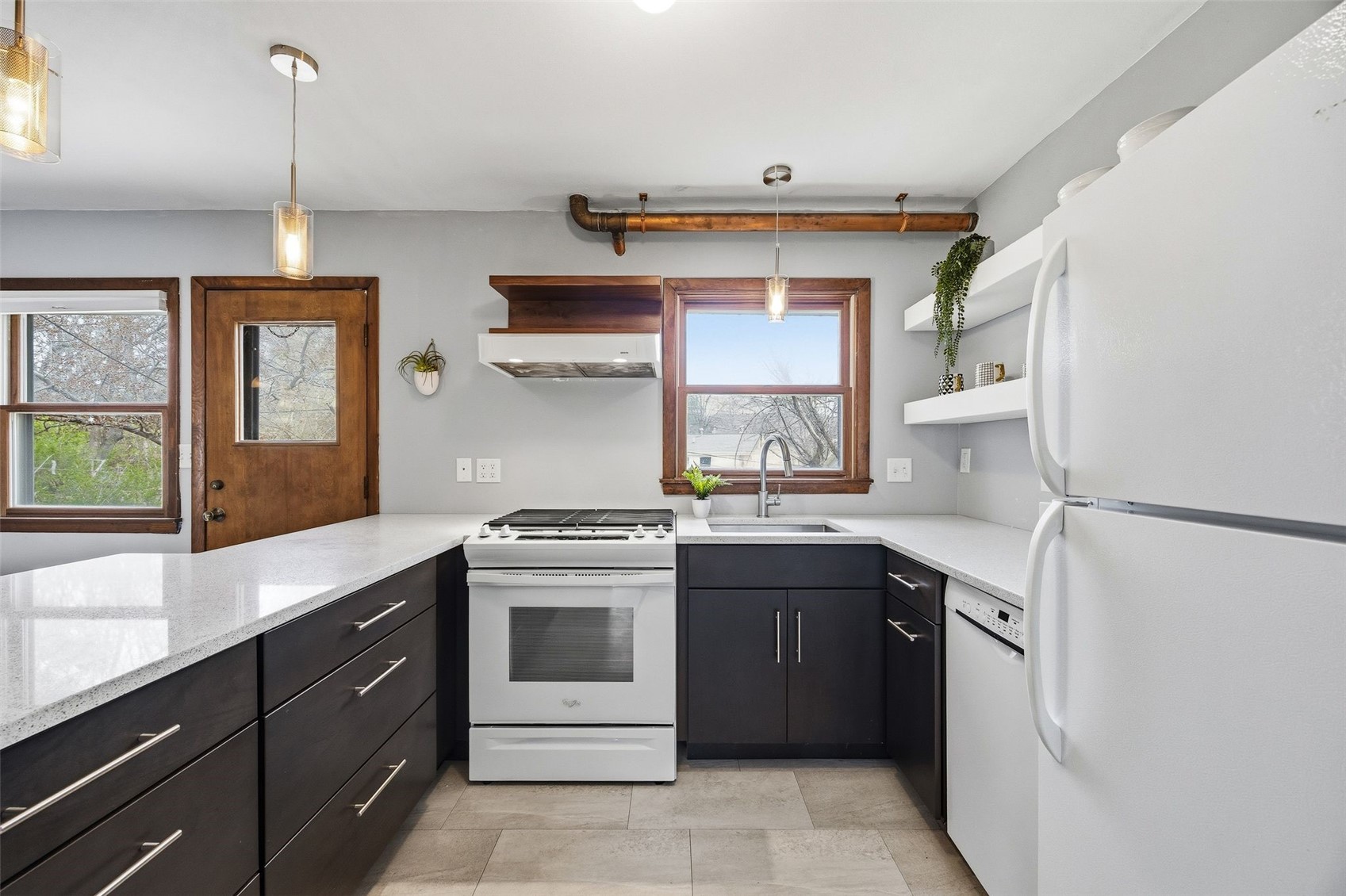 906 Talwrn Iowa City IA 52246