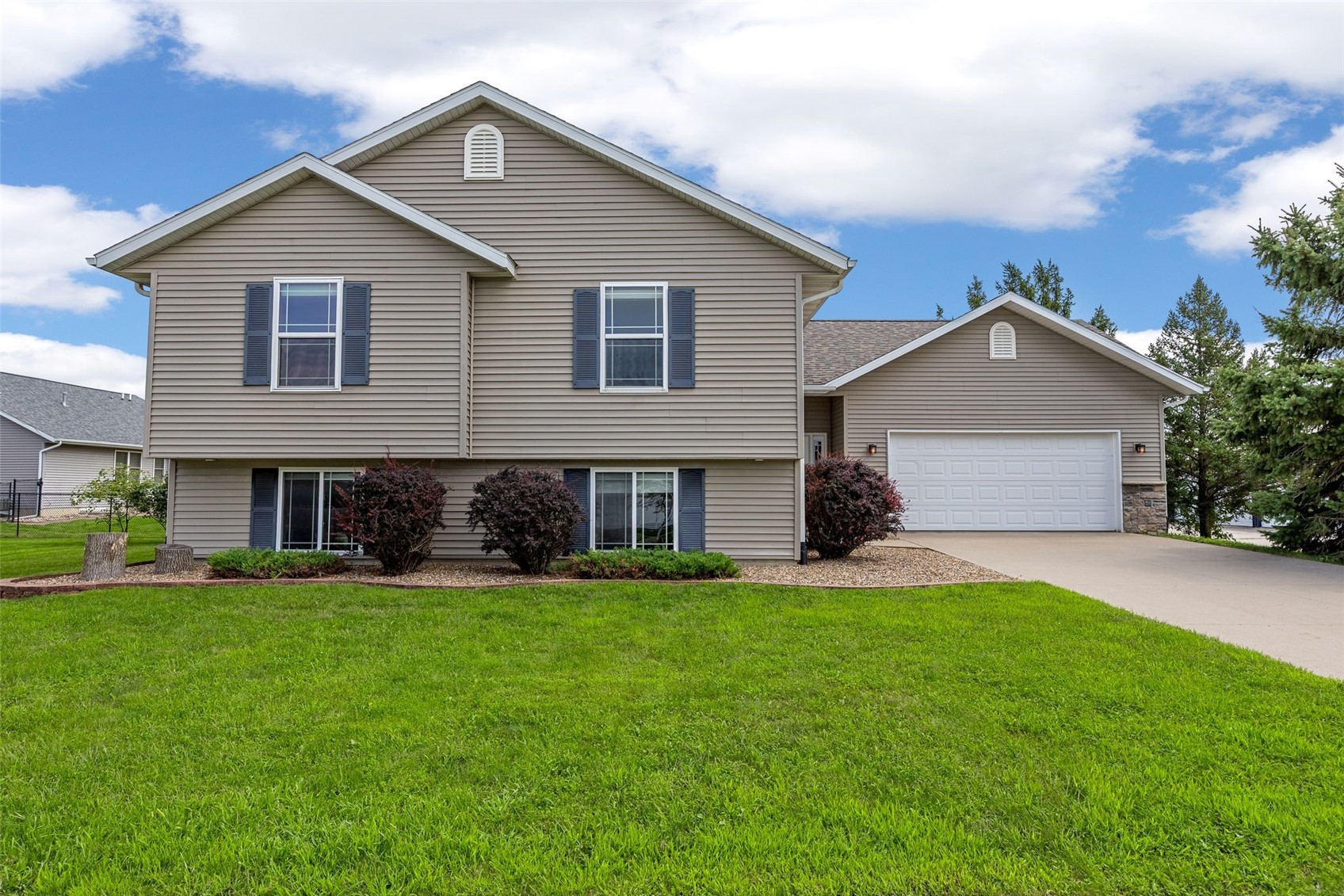 2185 Prairie Hill Drive Marion IA 52302