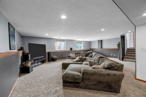 2185 Prairie Hill Drive Marion IA 52302