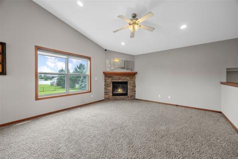 2185 Prairie Hill Drive Marion IA 52302