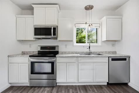 1224 20th Street SW Cedar Rapids IA 52404