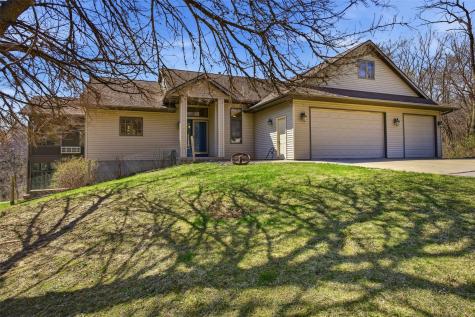 2792 Holly Court NW Swisher IA 52238