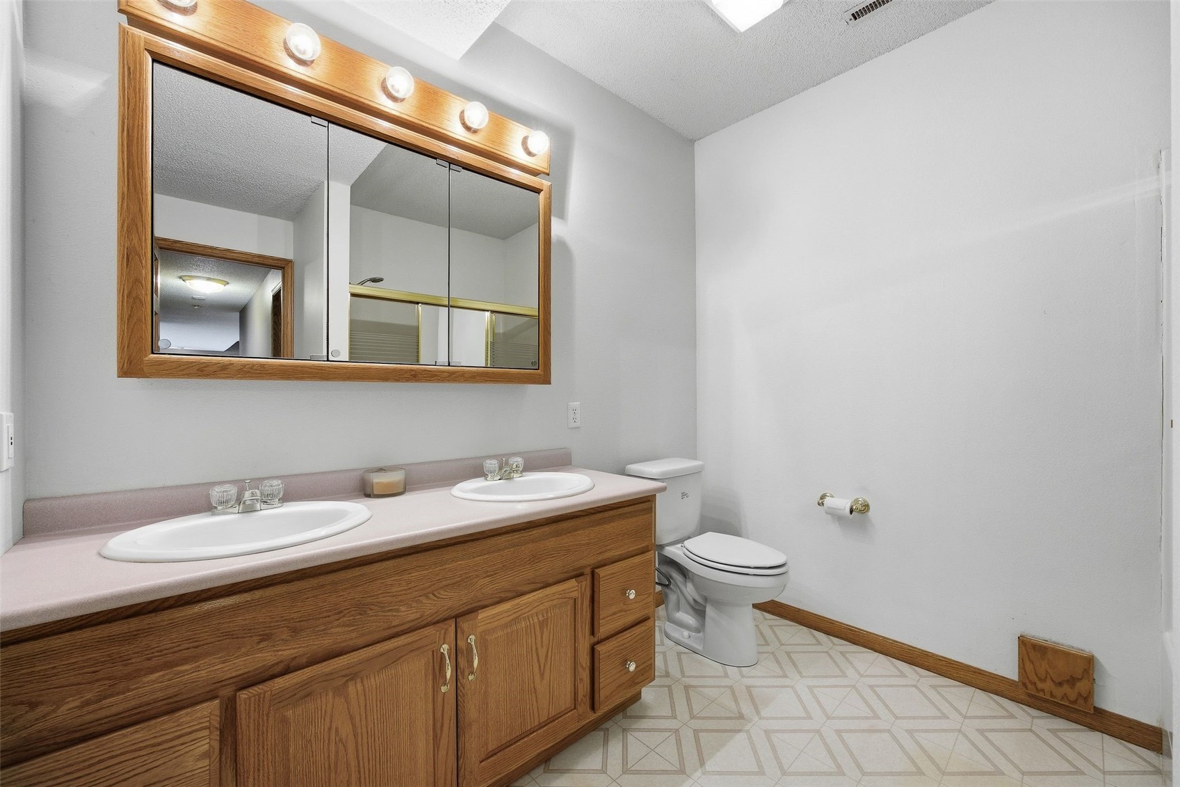 2792 Holly Court NW Swisher IA 52238