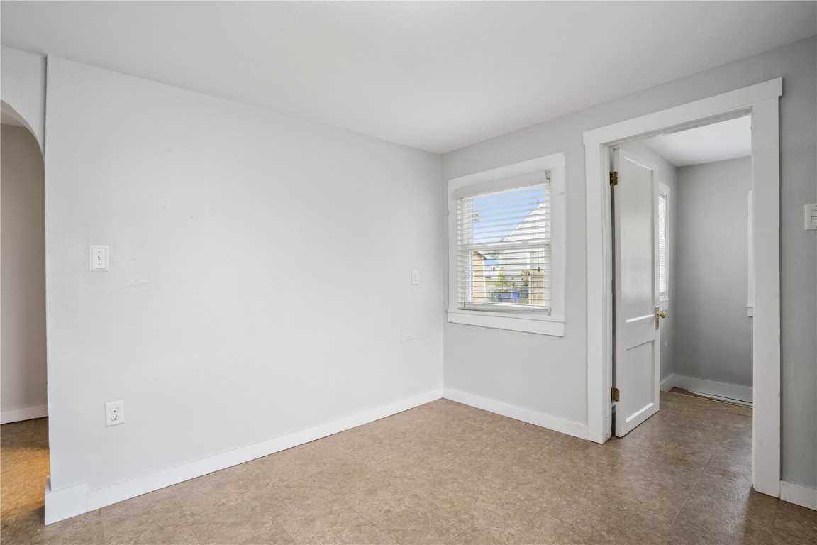 820 M Avenue NW Cedar Rapids IA 52405