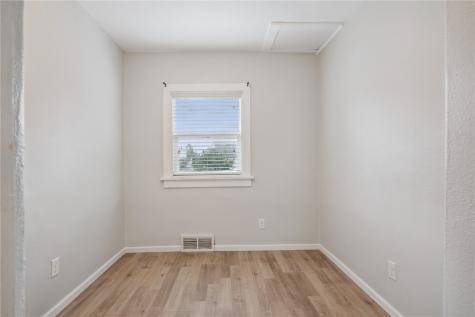 820 M Avenue NW Cedar Rapids IA 52405