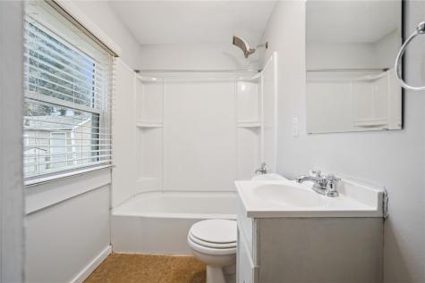 820 M Avenue NW Cedar Rapids IA 52405