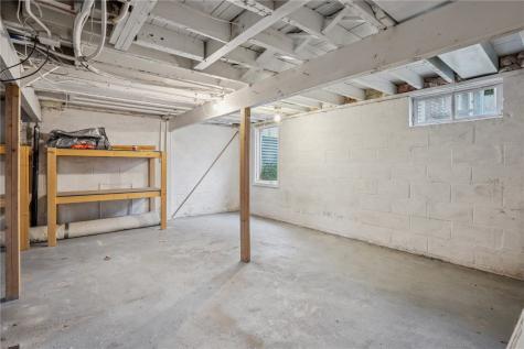 820 M Avenue NW Cedar Rapids IA 52405