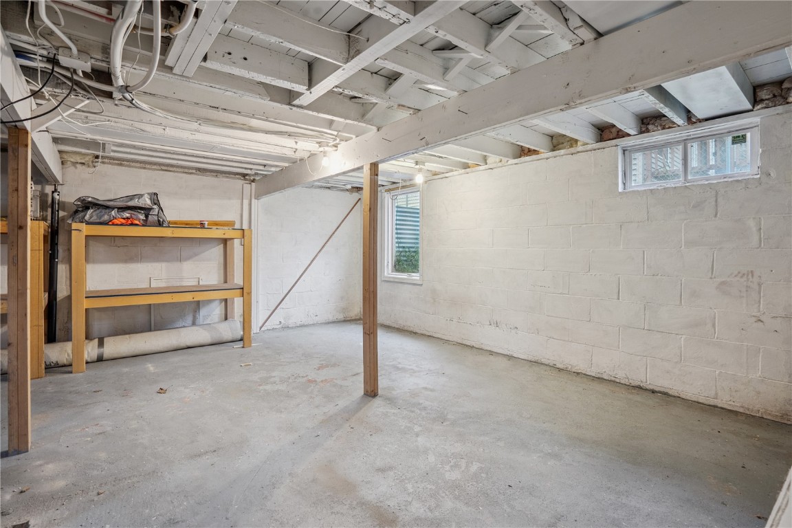 820 M Avenue NW Cedar Rapids IA 52405