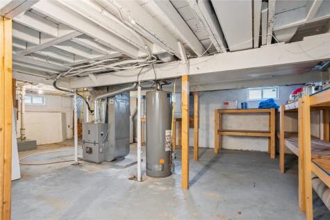 820 M Avenue NW Cedar Rapids IA 52405