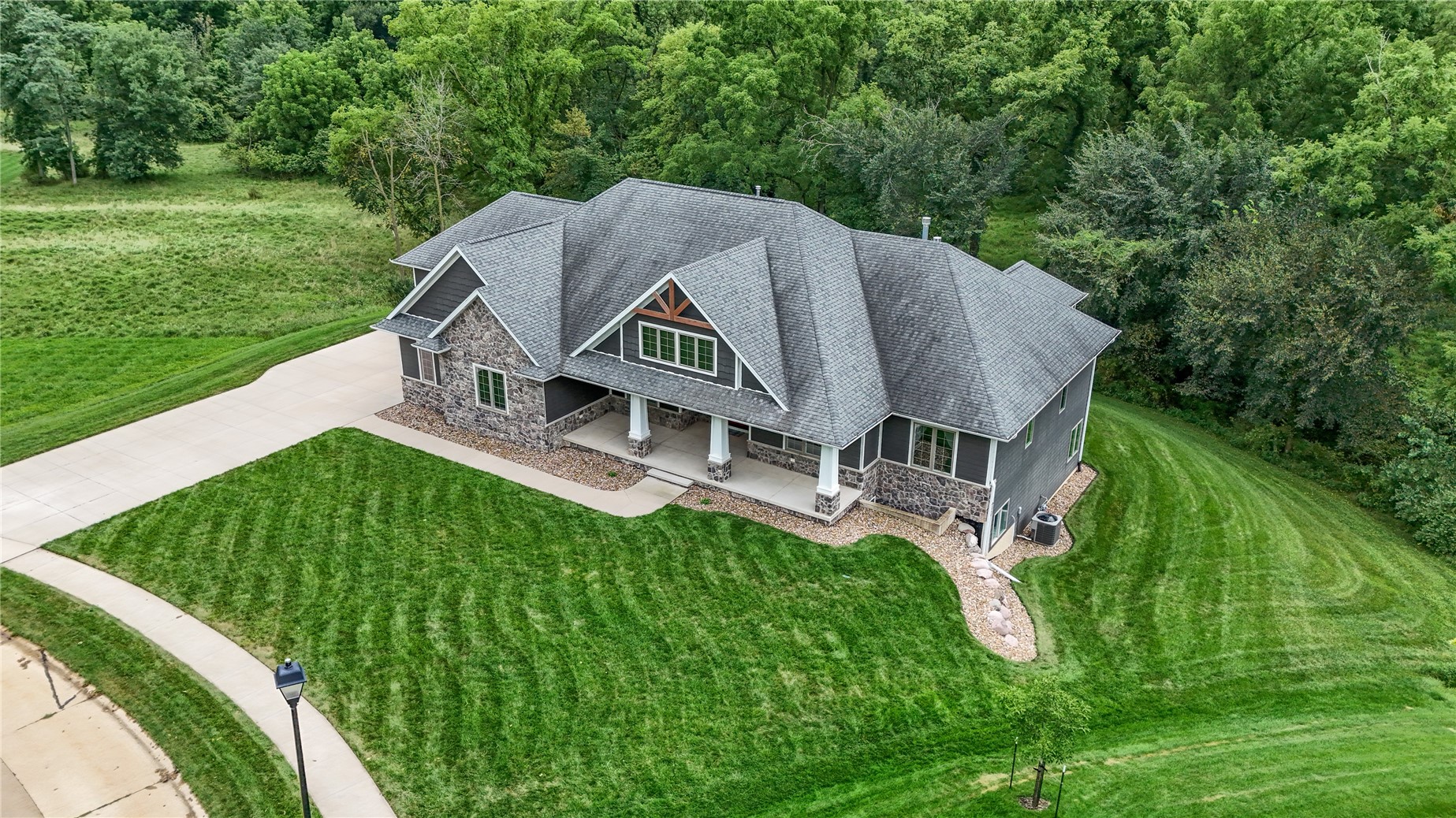 1703 Aspen Circle SE Cedar Rapids IA 52403