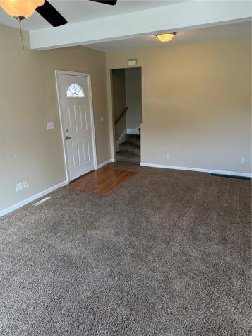 927 F Avenue NW Cedar Rapids IA 52405