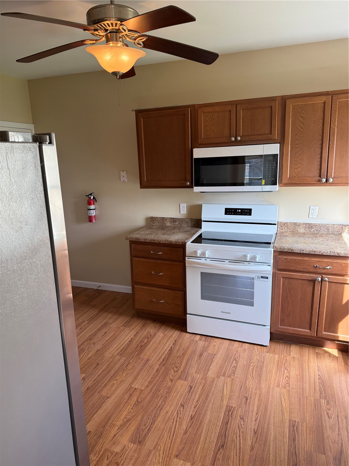 927 F Avenue NW Cedar Rapids IA 52405