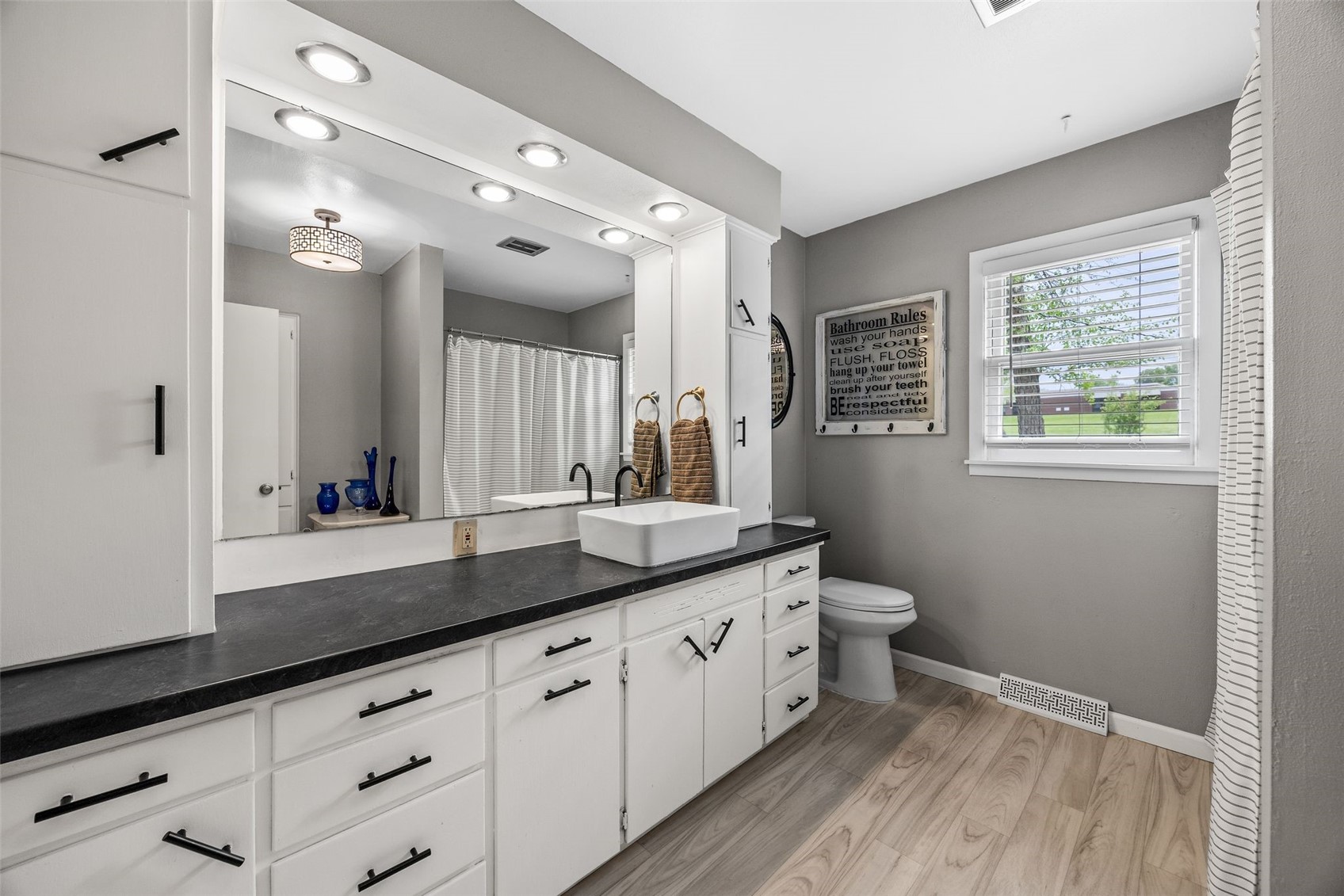 2765 23rd Avenue Marion IA 52302