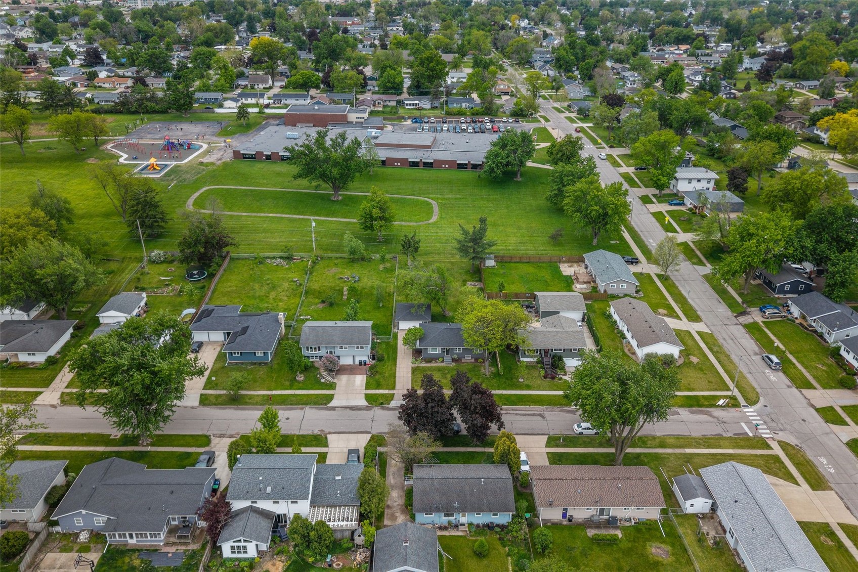 2765 23rd Avenue Marion IA 52302