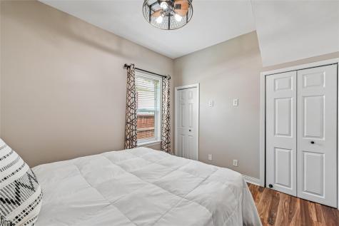 1127 10th Street NW Cedar Rapids IA 52405