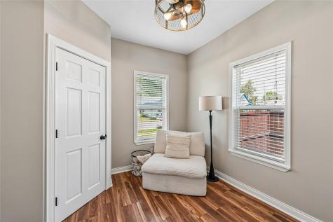 1127 10th Street NW Cedar Rapids IA 52405