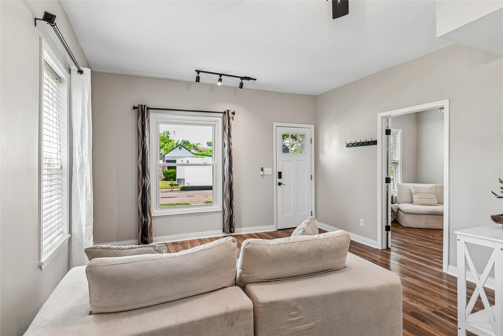 1127 10th Street NW Cedar Rapids IA 52405