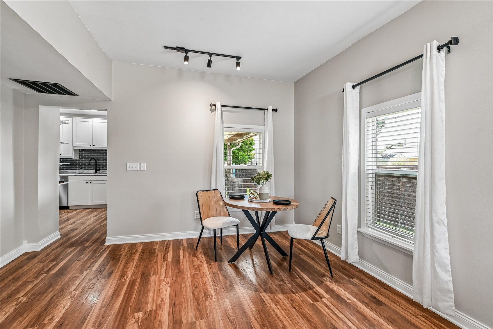 1127 10th Street NW Cedar Rapids IA 52405