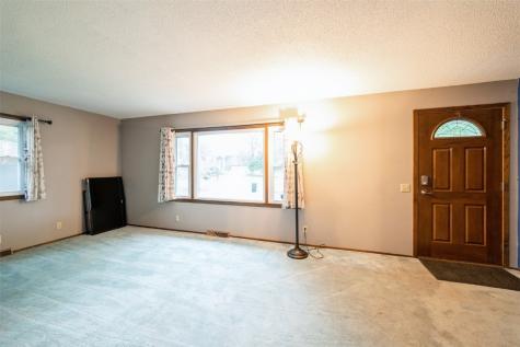 1018 E 1st Street Center Point IA 52213