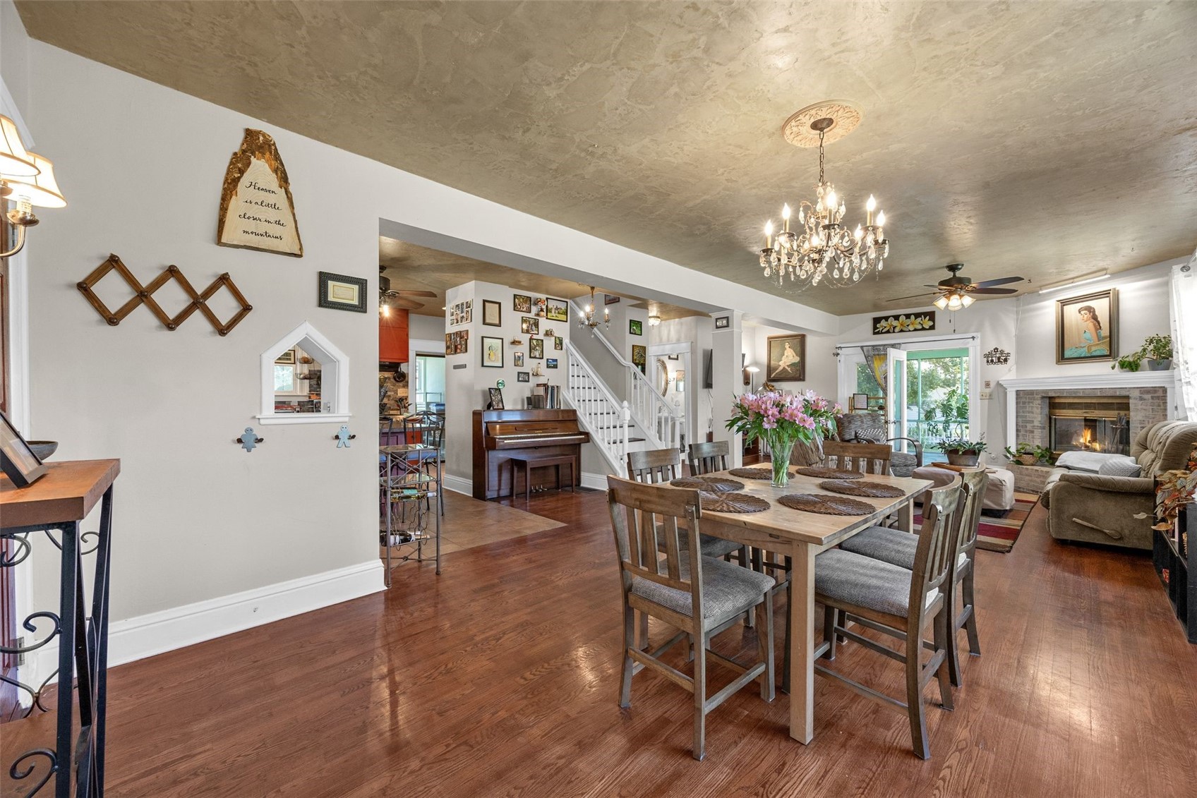 3263 Rohret Road Iowa City IA 52246