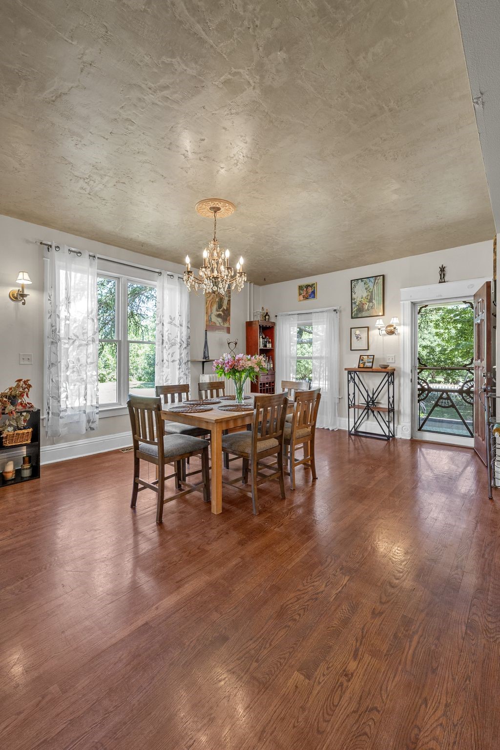 3263 Rohret Road Iowa City IA 52246