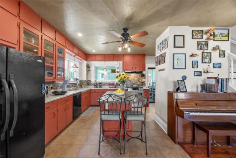 3263 Rohret Road Iowa City IA 52246