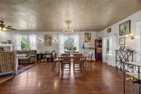 3263 Rohret Road Iowa City IA 52246